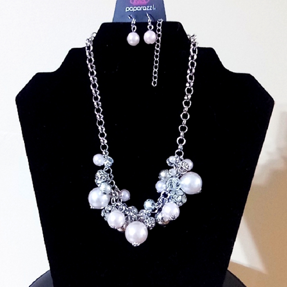 Paparazzi Silver and White Pearl Necklace Set